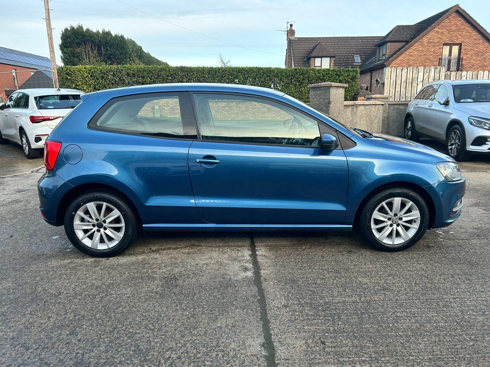 Volkswagen Polo HATCHBACK in Down