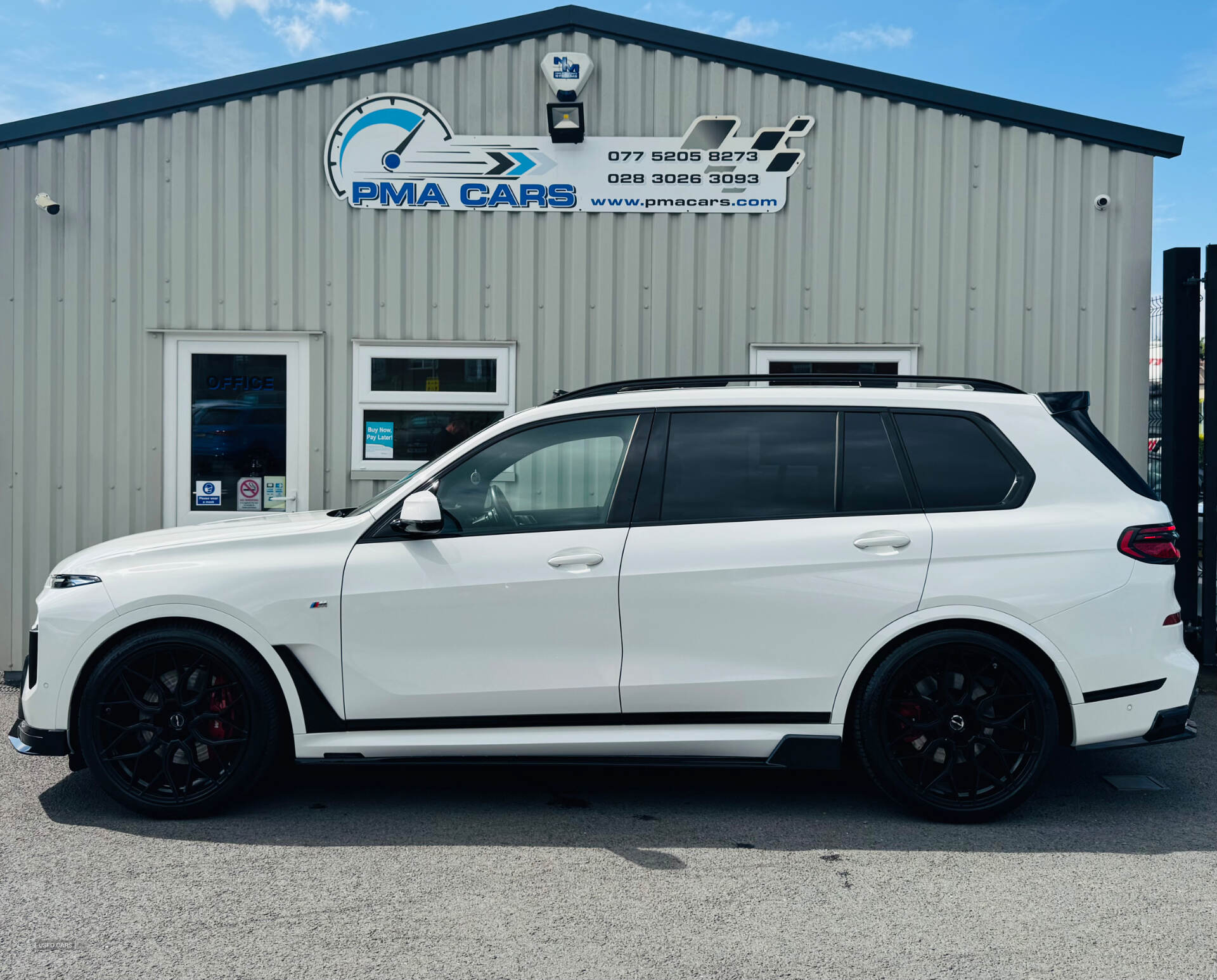 Nov 2022 BMW X7 xDrive40d MHT M Sport 5dr Step Auto