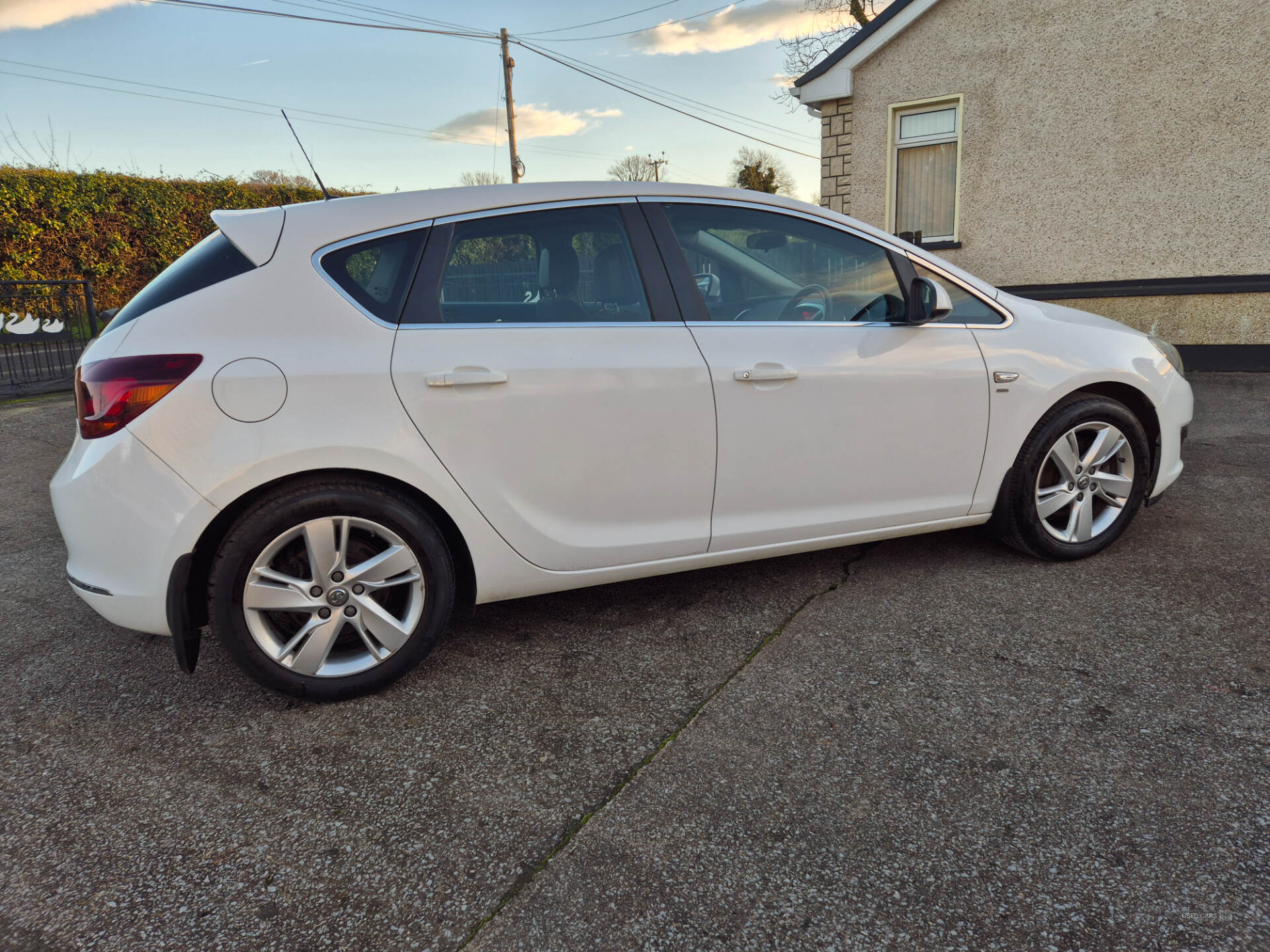 Sep 2015 Vauxhall Astra 2.0 CDTi 16V ecoFLEX SRi [165] 5dr