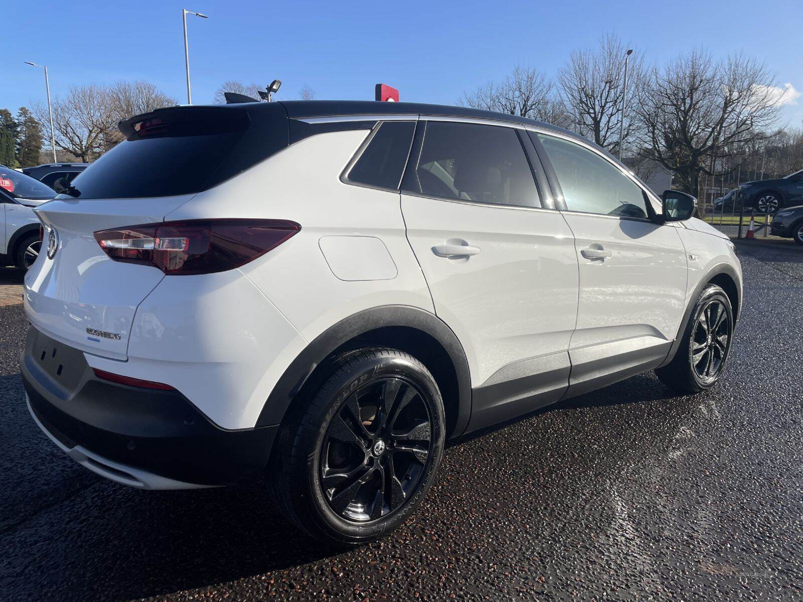 Jan 2022 Vauxhall Grandland X 1.5 Turbo D SRi Nav 5dr