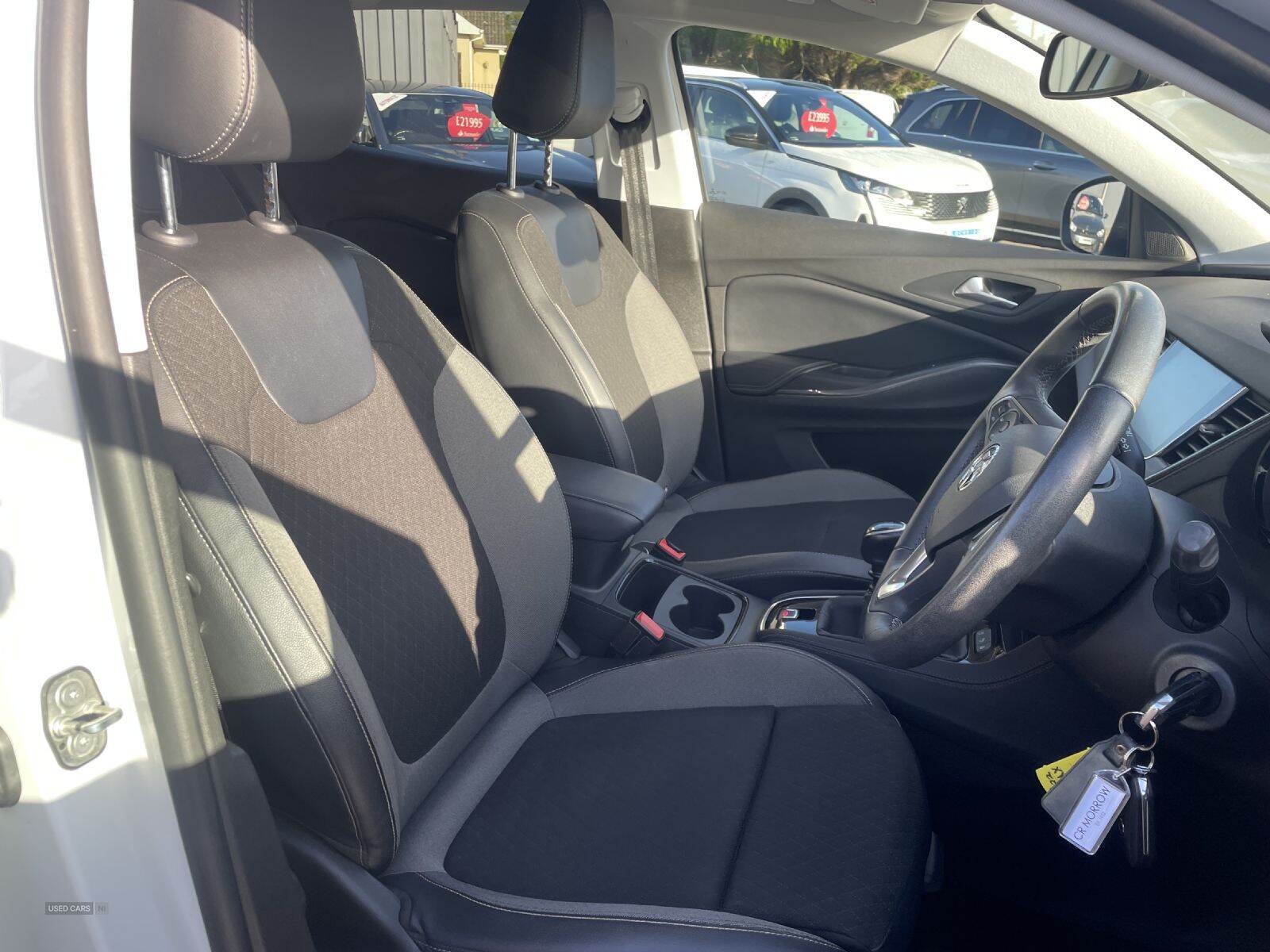 Jan 2022 Vauxhall Grandland X 1.5 Turbo D SRi Nav 5dr