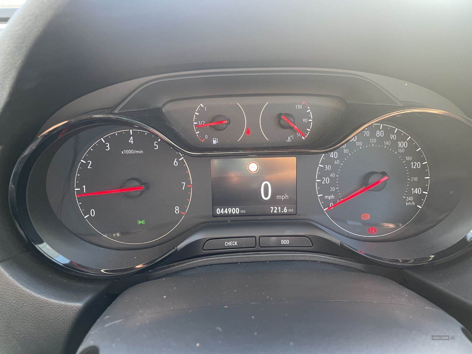 Jan 2022 Vauxhall Grandland X 1.5 Turbo D SRi Nav 5dr