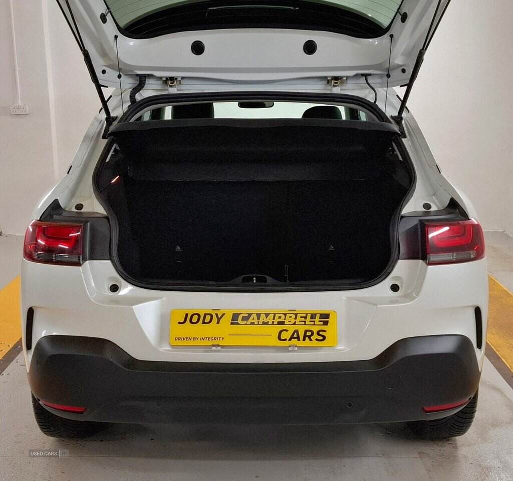 Jun 2020 Citroen C4 Cactus 1.5 BlueHDi Flair 5dr