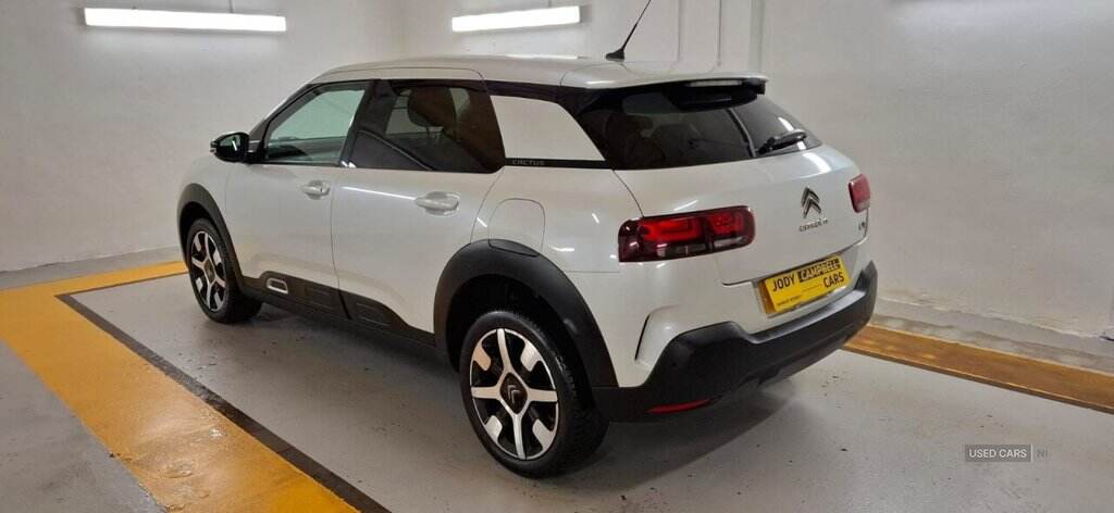 Jun 2020 Citroen C4 Cactus 1.5 BlueHDi Flair 5dr