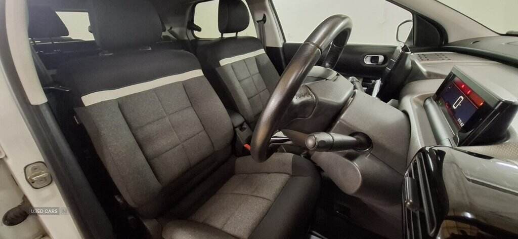 Jun 2020 Citroen C4 Cactus 1.5 BlueHDi Flair 5dr