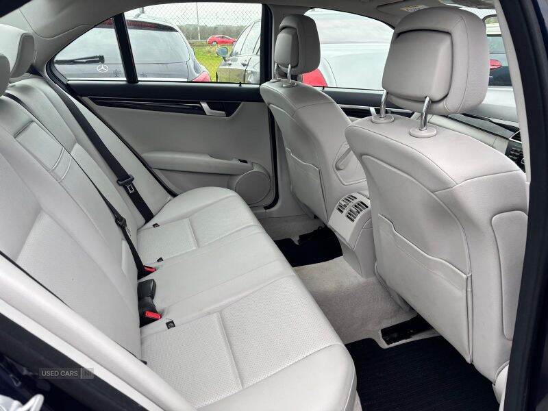 Apr 2014 Mercedes-Benz C Class C200 CDI BlueEFFICIENCY Executive SE 4dr Auto