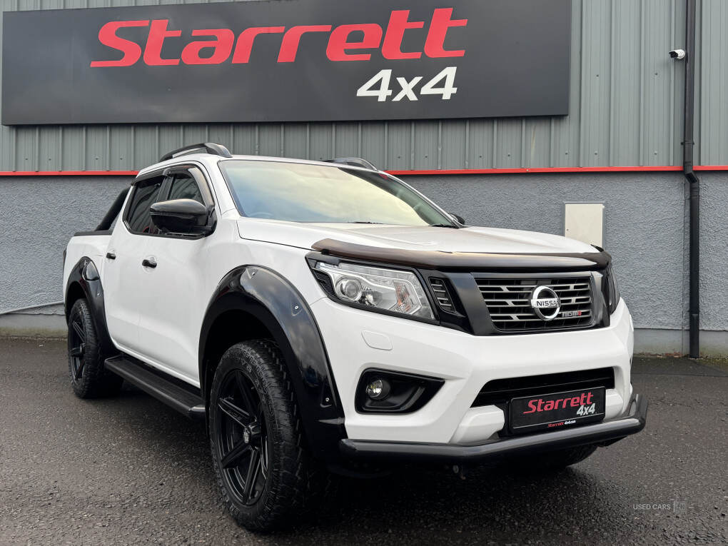 Oct 2017 Nissan Navara Double Cab Pick Up Tekna 2.3dCi 190 4WD