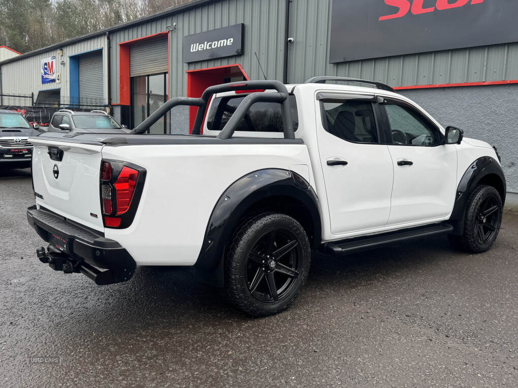 Oct 2017 Nissan Navara Double Cab Pick Up Tekna 2.3dCi 190 4WD