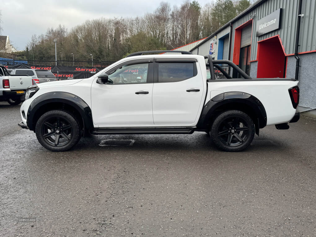 Oct 2017 Nissan Navara Double Cab Pick Up Tekna 2.3dCi 190 4WD