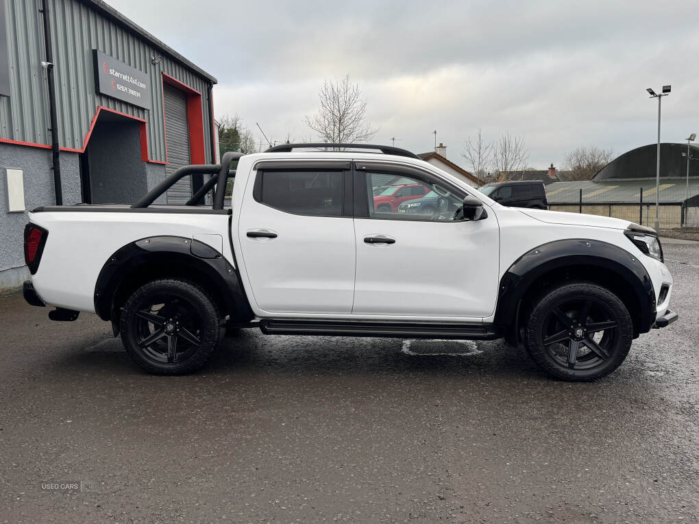 Oct 2017 Nissan Navara Double Cab Pick Up Tekna 2.3dCi 190 4WD