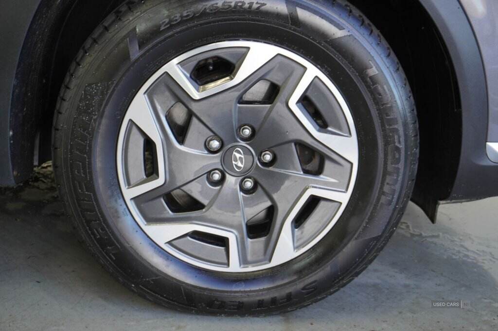 Mar 2022 Hyundai Santa Fe 1.6 TGDi Hybrid Premium 5dr Auto