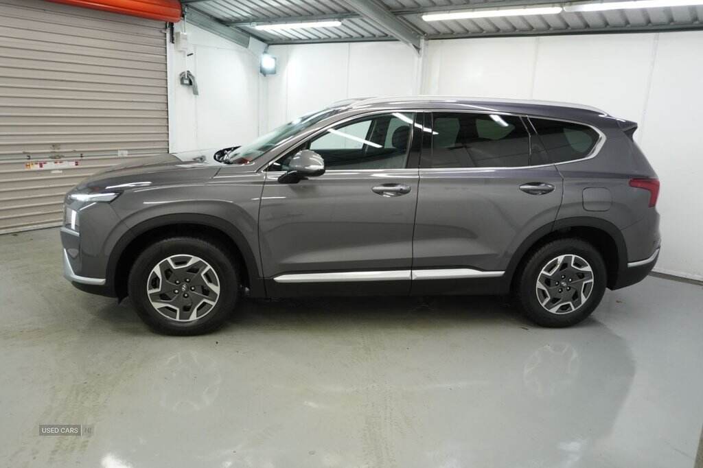 Mar 2022 Hyundai Santa Fe 1.6 TGDi Hybrid Premium 5dr Auto