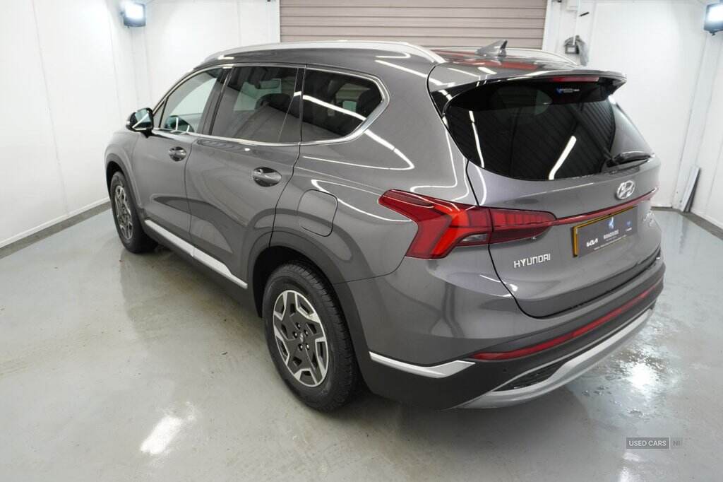 Mar 2022 Hyundai Santa Fe 1.6 TGDi Hybrid Premium 5dr Auto