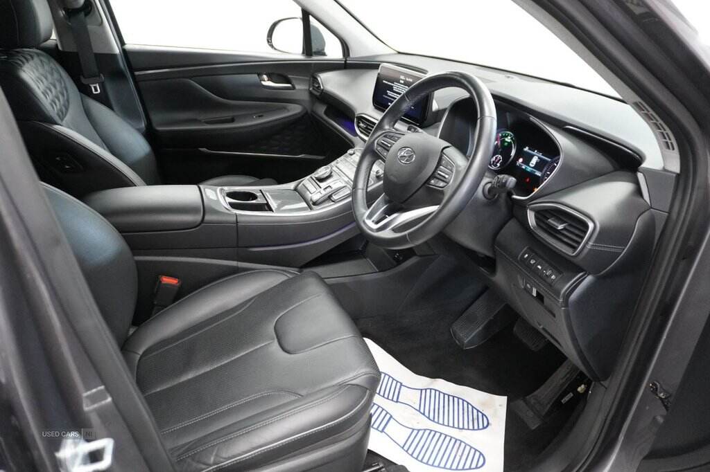 Mar 2022 Hyundai Santa Fe 1.6 TGDi Hybrid Premium 5dr Auto