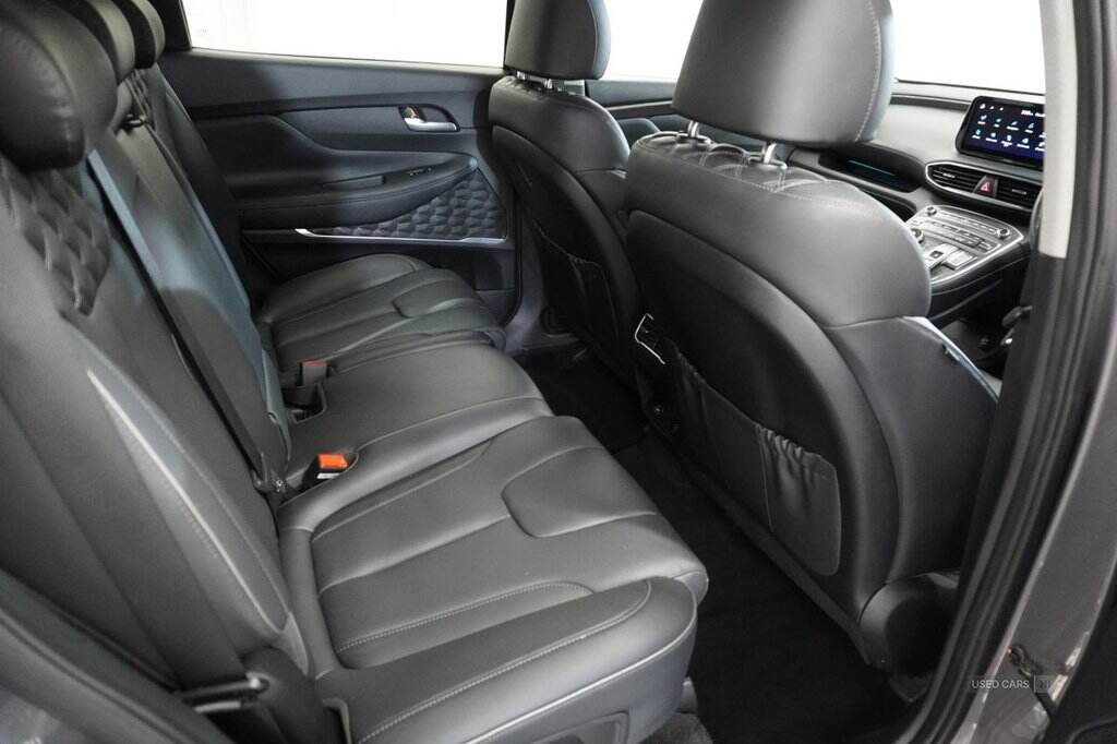 Mar 2022 Hyundai Santa Fe 1.6 TGDi Hybrid Premium 5dr Auto
