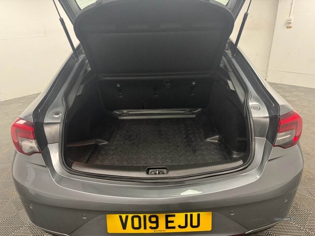 Mar 2019 Vauxhall Insignia 1.5T SRi Vx-line Nav 5dr