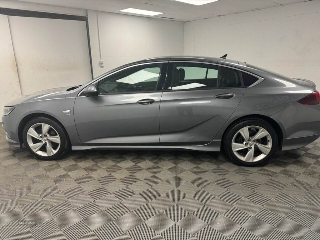 Mar 2019 Vauxhall Insignia 1.5T SRi Vx-line Nav 5dr