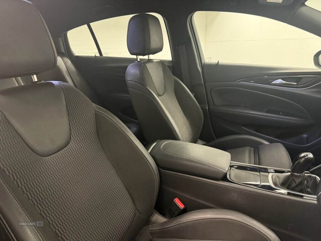 Mar 2019 Vauxhall Insignia 1.5T SRi Vx-line Nav 5dr