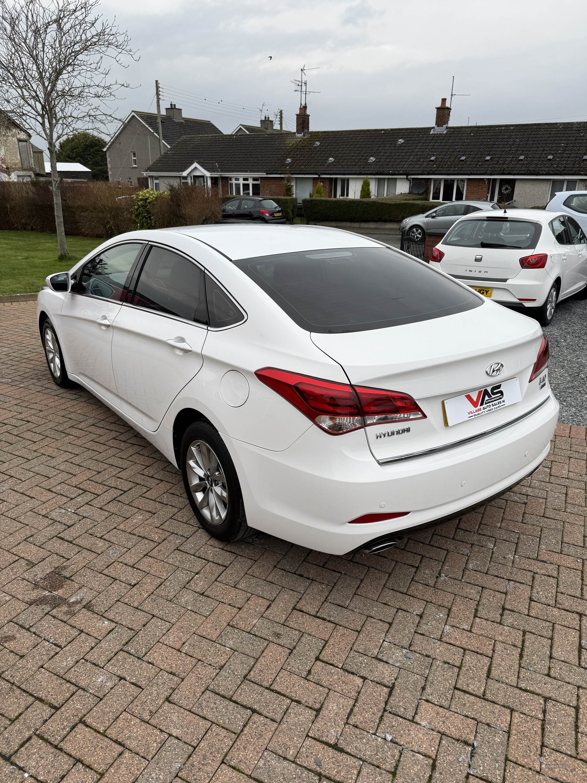 Jun 2015 Hyundai i40 1.7 CRDi Blue Drive S 4dr