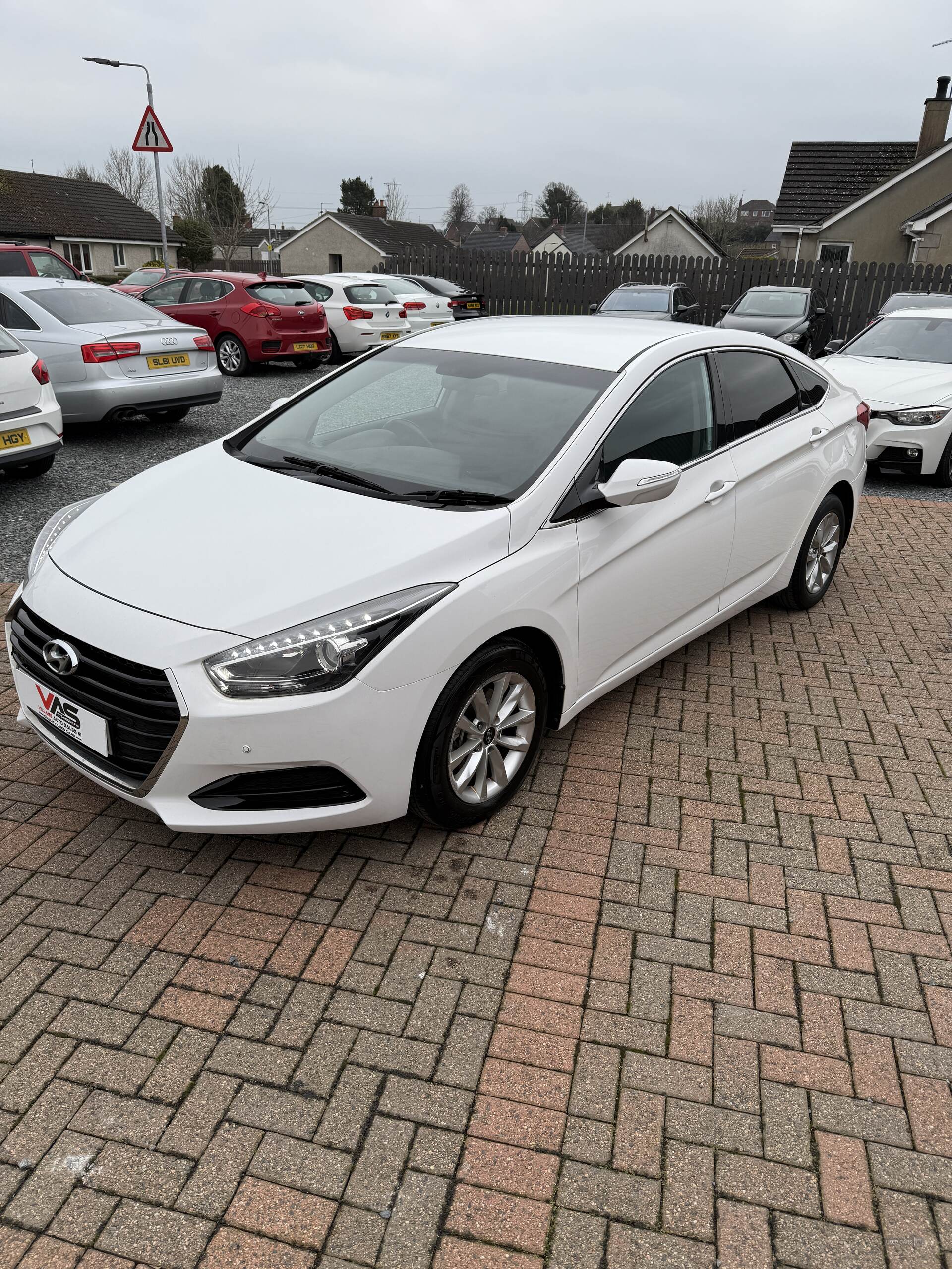 Jun 2015 Hyundai i40 1.7 CRDi Blue Drive S 4dr