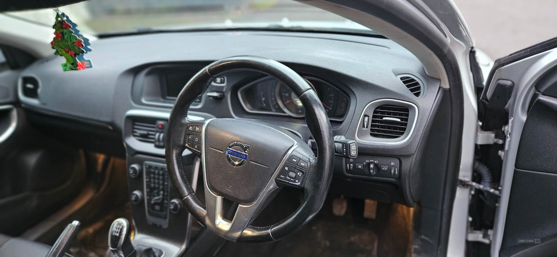 Oct 2012 Volvo V40 D2 SE 5dr