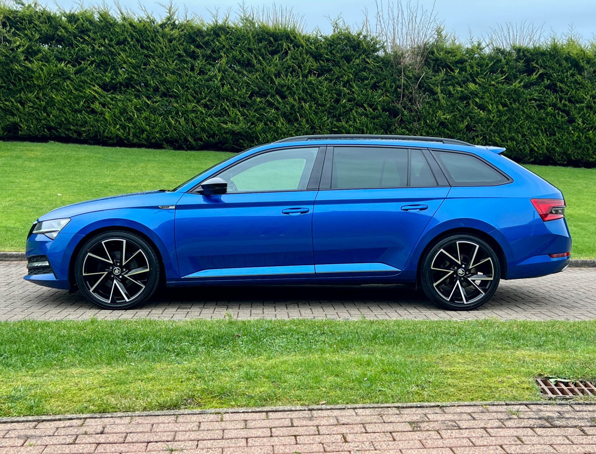 Jul 2020 Skoda Superb 2.0 TDI CR Sport Line Plus 5dr DSG [7 Speed]