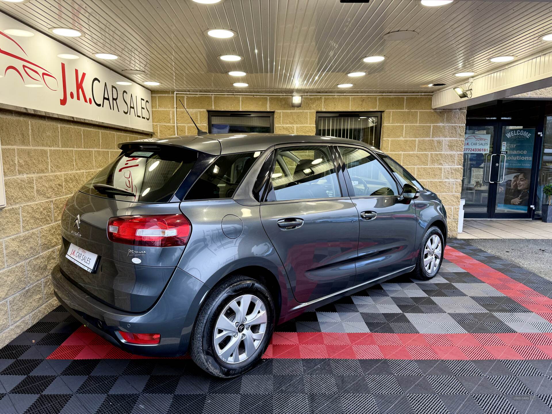 Citroen C4 Picasso DIESEL ESTATE in Tyrone