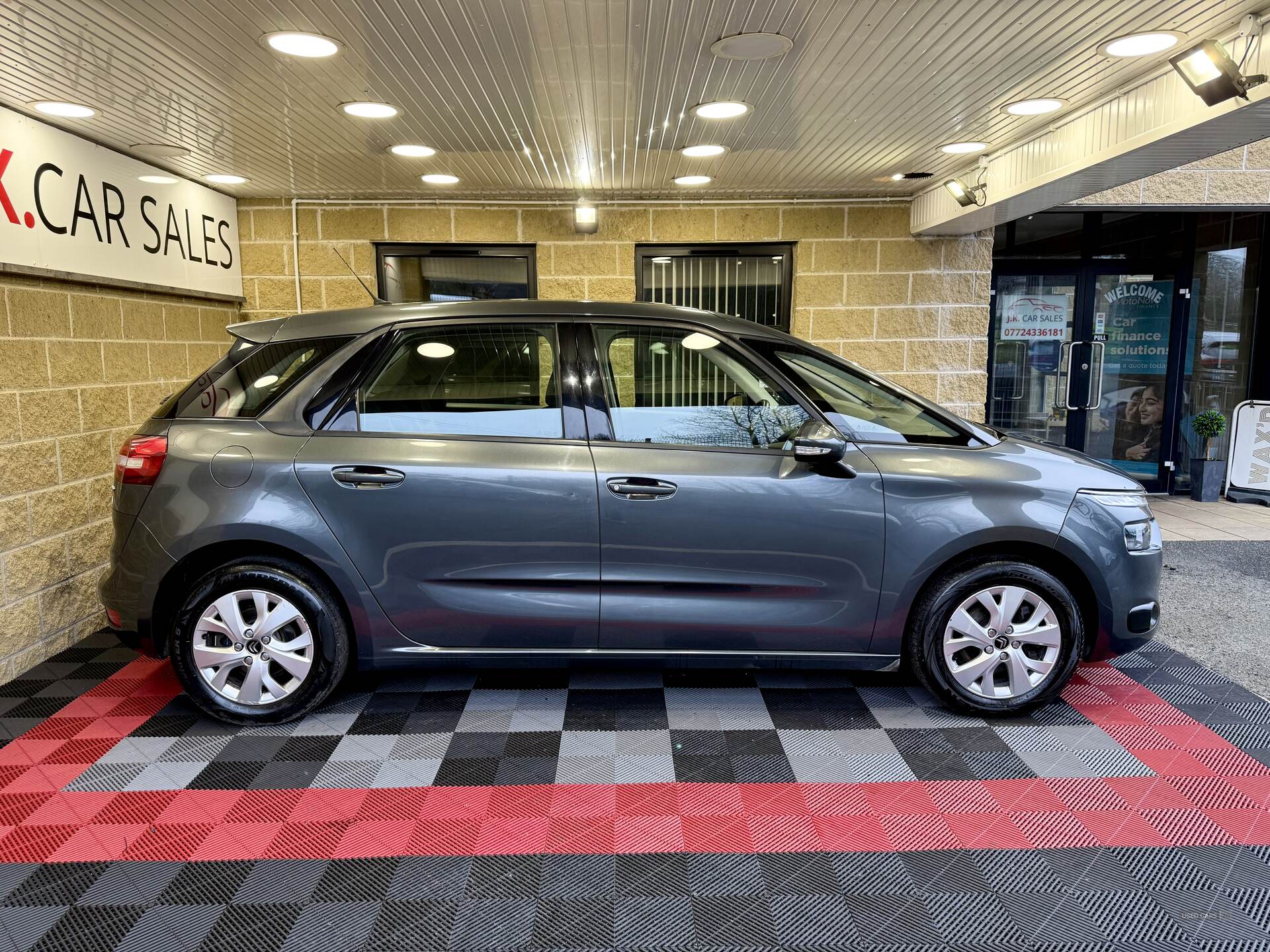 Citroen C4 Picasso DIESEL ESTATE in Tyrone