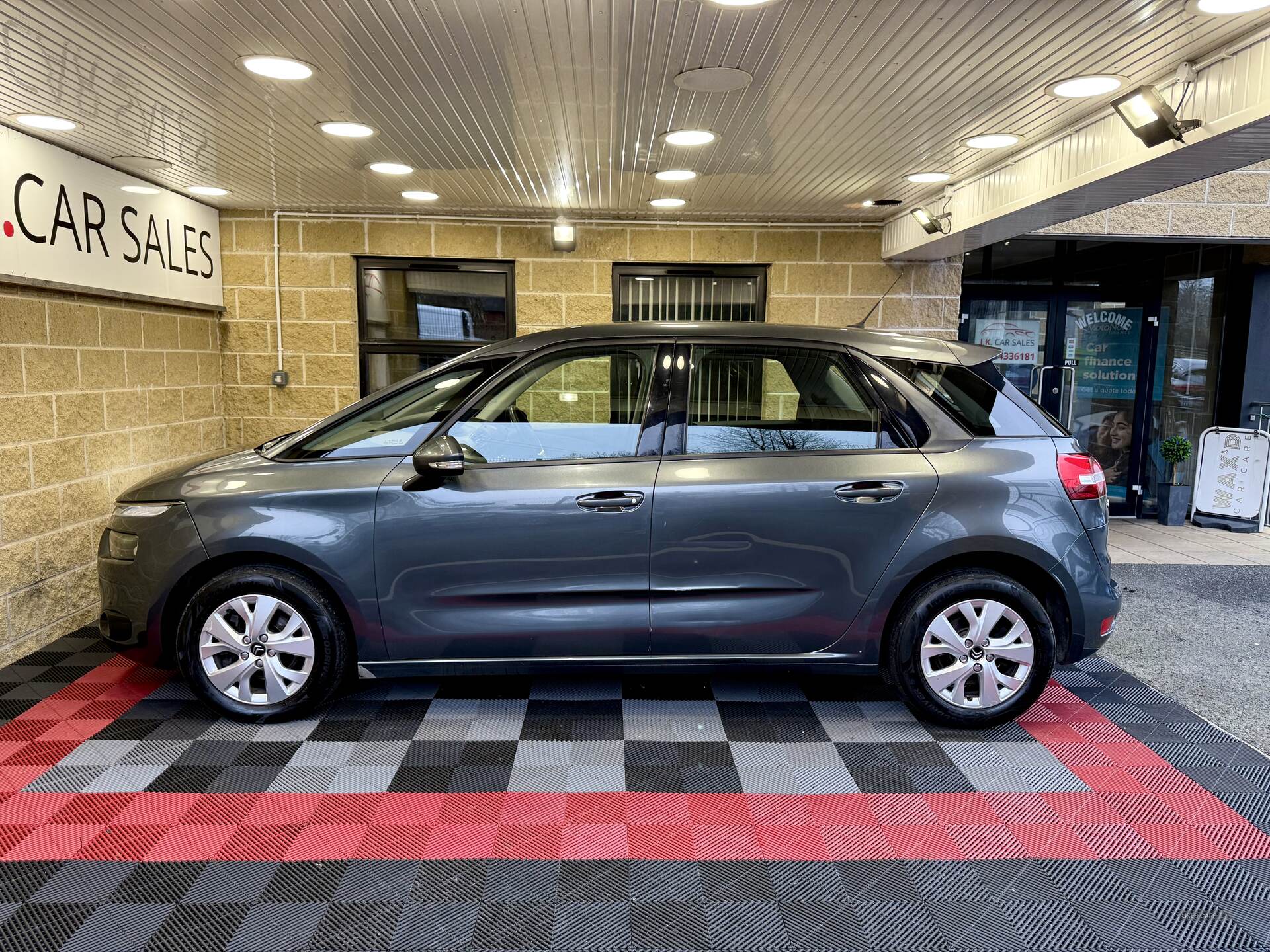 Citroen C4 Picasso DIESEL ESTATE in Tyrone