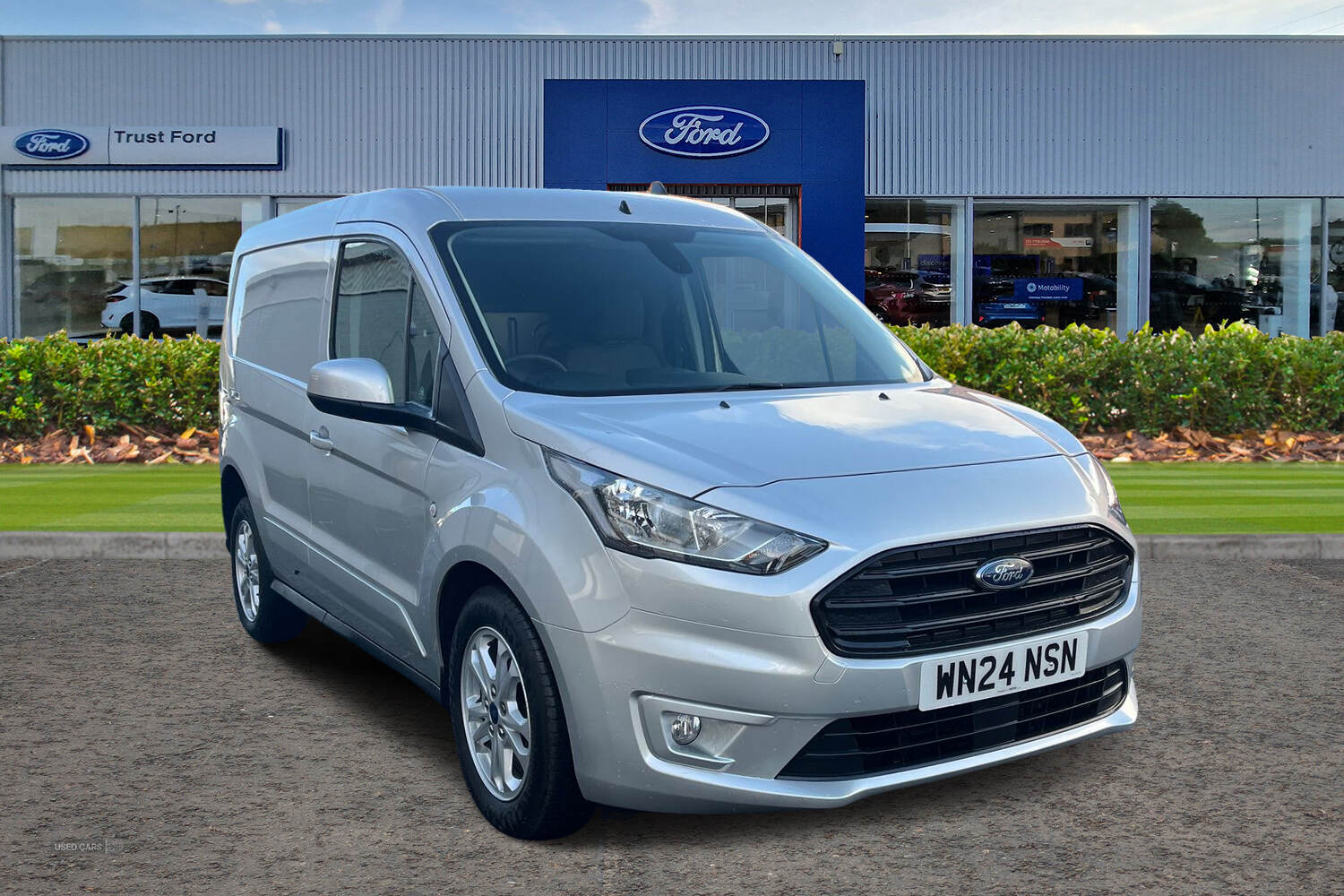 Jun 2024 Ford Transit Connect 1.5 EcoBlue 100ps Limited Van