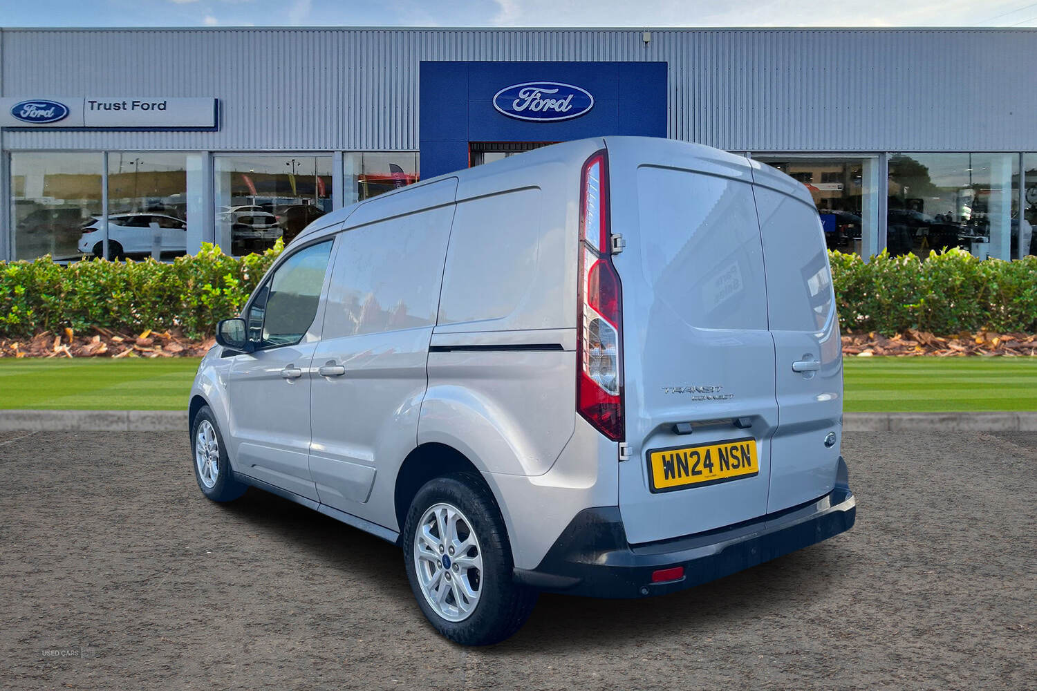 Jun 2024 Ford Transit Connect 1.5 EcoBlue 100ps Limited Van