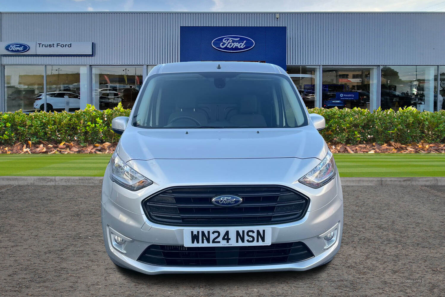 Jun 2024 Ford Transit Connect 1.5 EcoBlue 100ps Limited Van