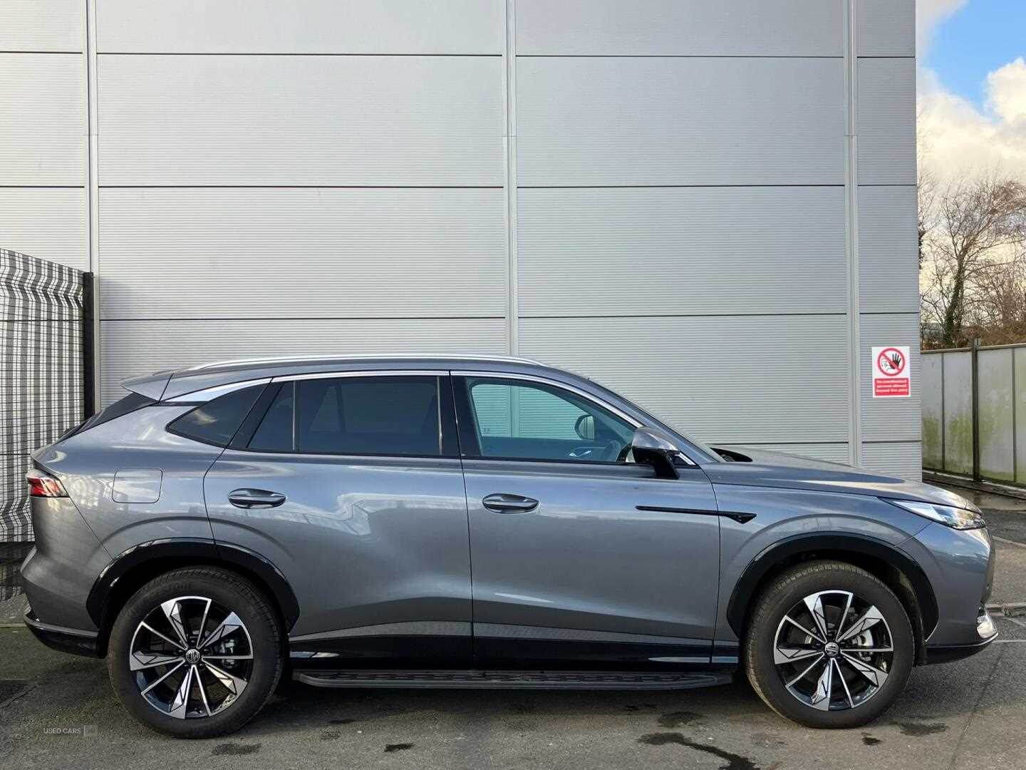 Oct 2024 MG HS 1.5 T-GDI PHEV Trophy 5dr Auto