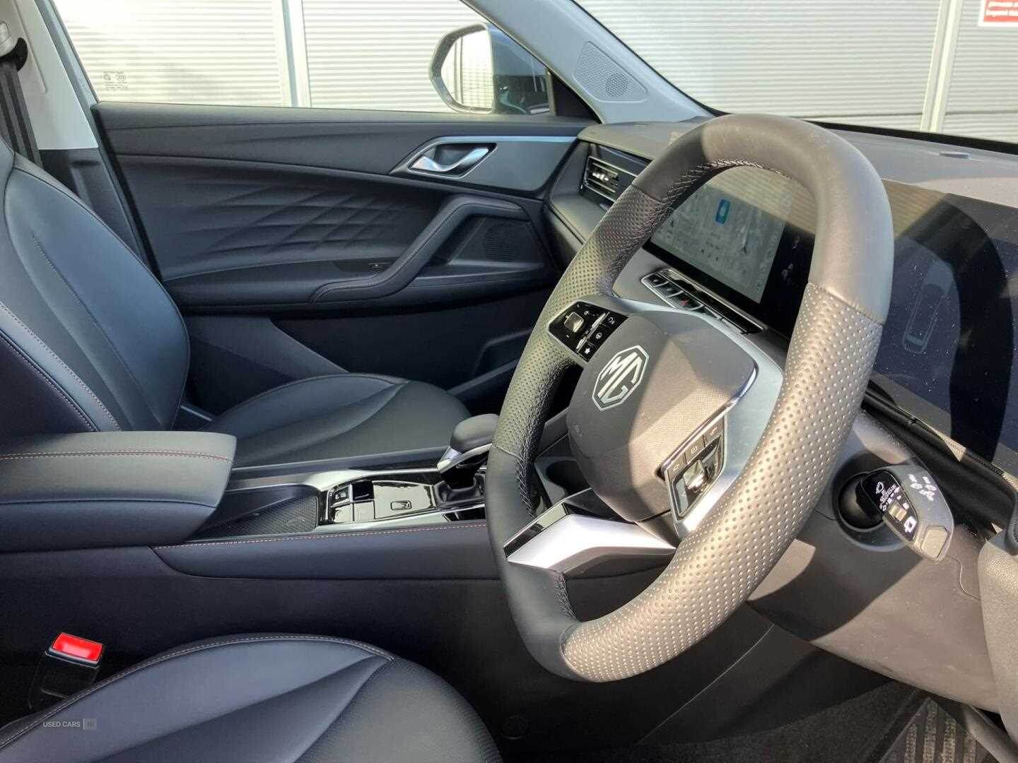 Oct 2024 MG HS 1.5 T-GDI PHEV Trophy 5dr Auto