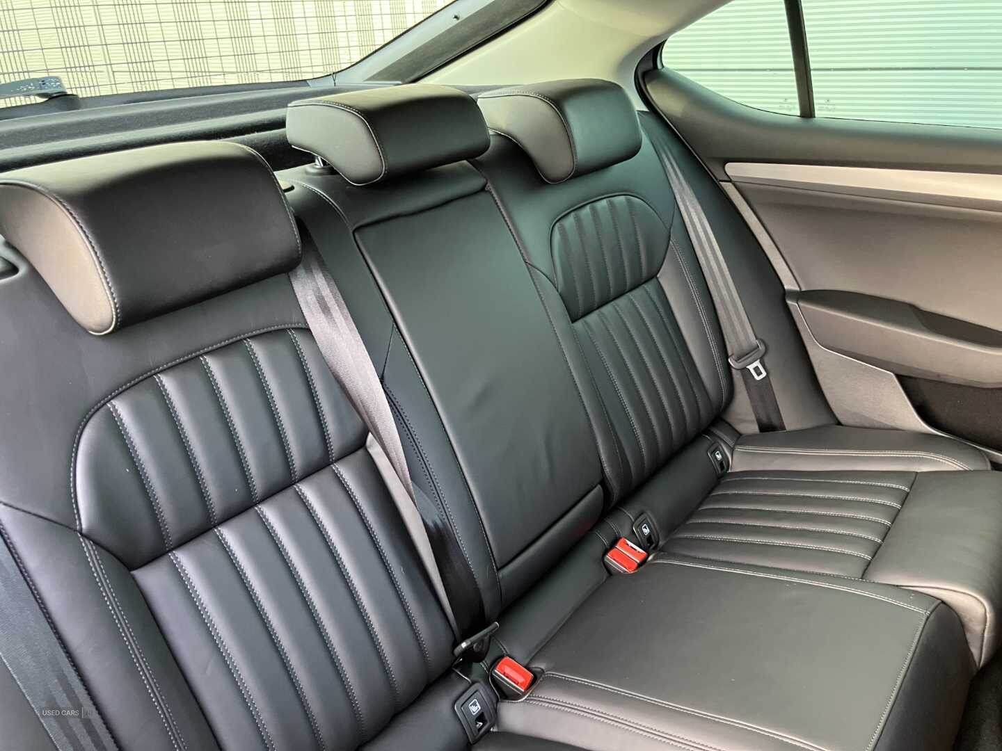 Jan 2018 Skoda Superb 2.0 TDI CR SE L Executive 5dr DSG