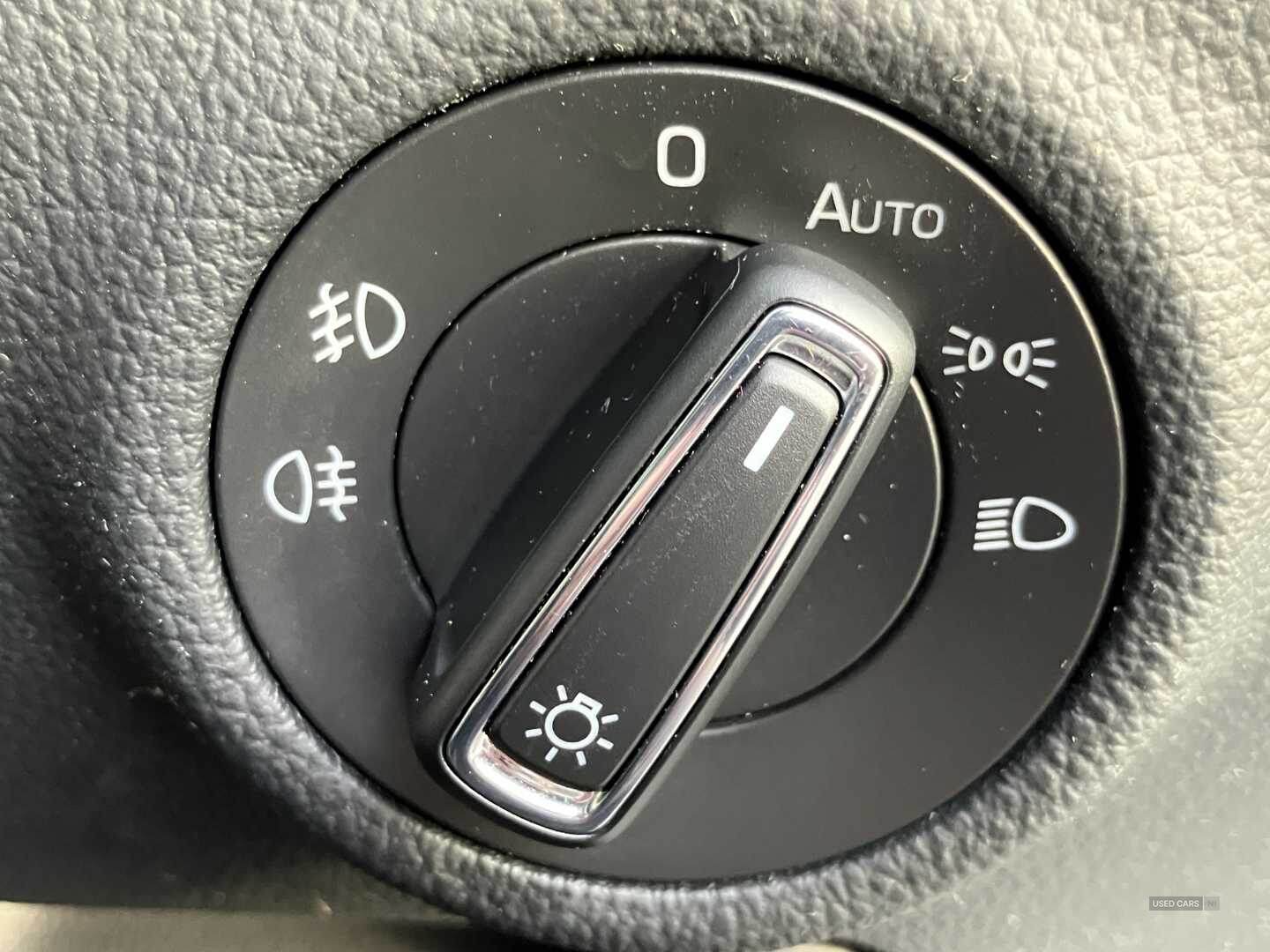 Jan 2018 Skoda Superb 2.0 TDI CR SE L Executive 5dr DSG