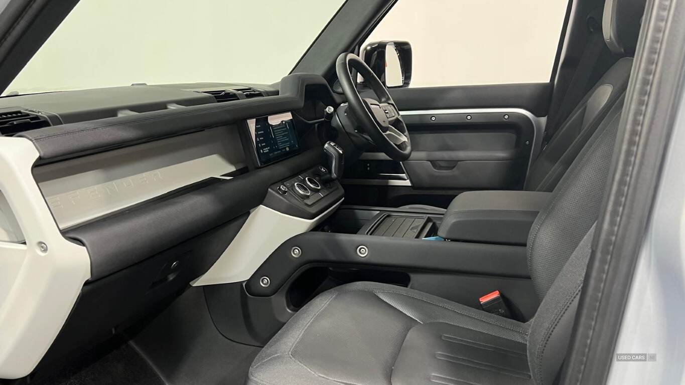Feb 2021 Land Rover Defender 3.0 D250 First Edition 110 5dr Auto [7 Seat]