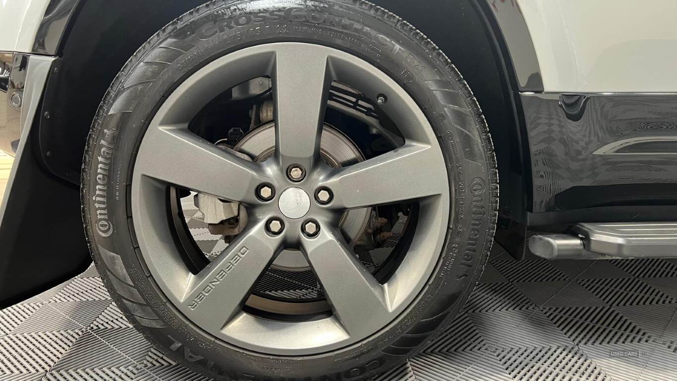 Feb 2021 Land Rover Defender 3.0 D250 First Edition 110 5dr Auto [7 Seat]