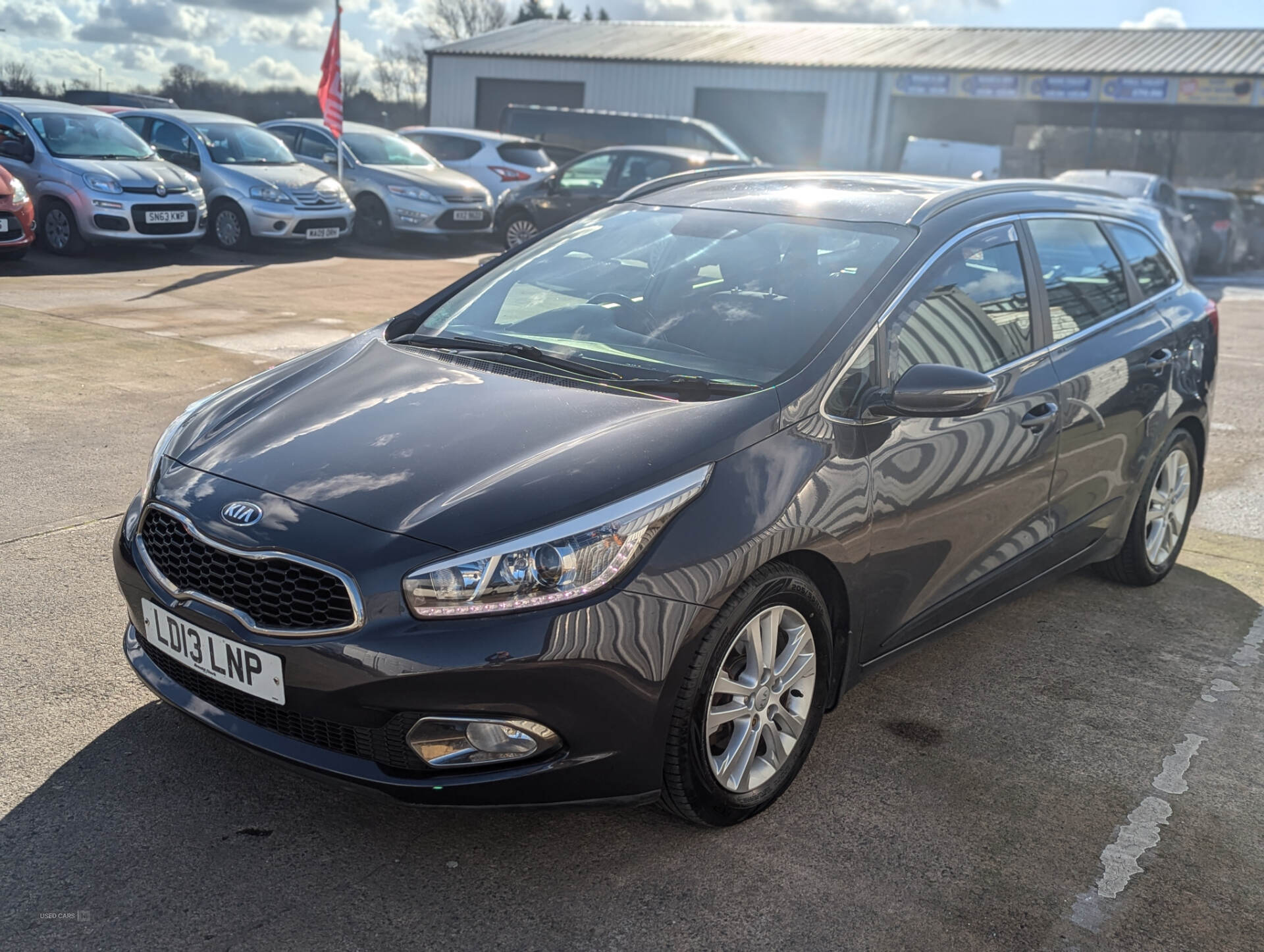 May 2013 Kia Ceed 1.6 CRDi 2 5dr