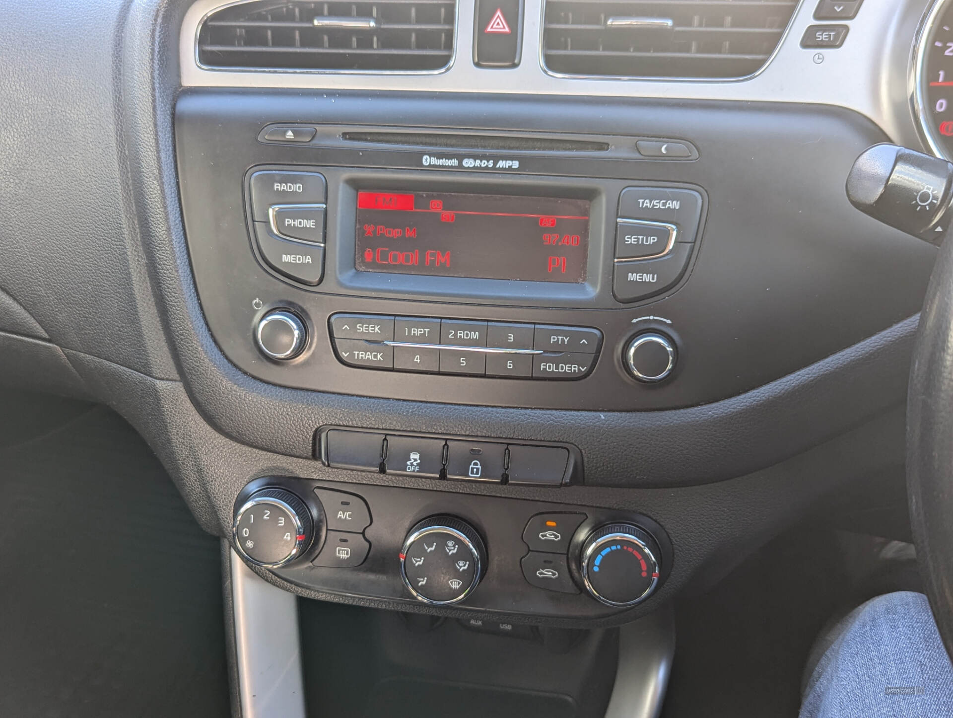 May 2013 Kia Ceed 1.6 CRDi 2 5dr