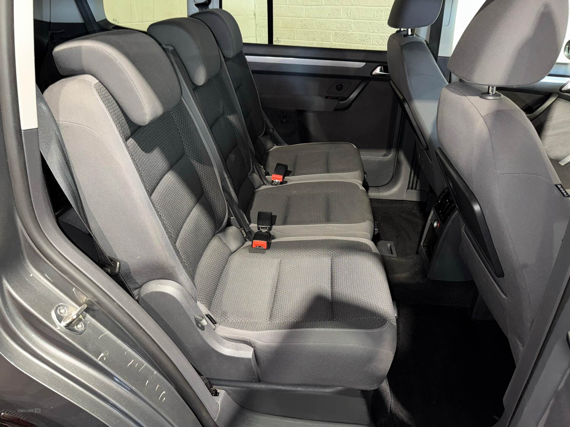 Aug 2011 Volkswagen Touran 1.6 TDI 105 BlueMotion Tech SE 5dr