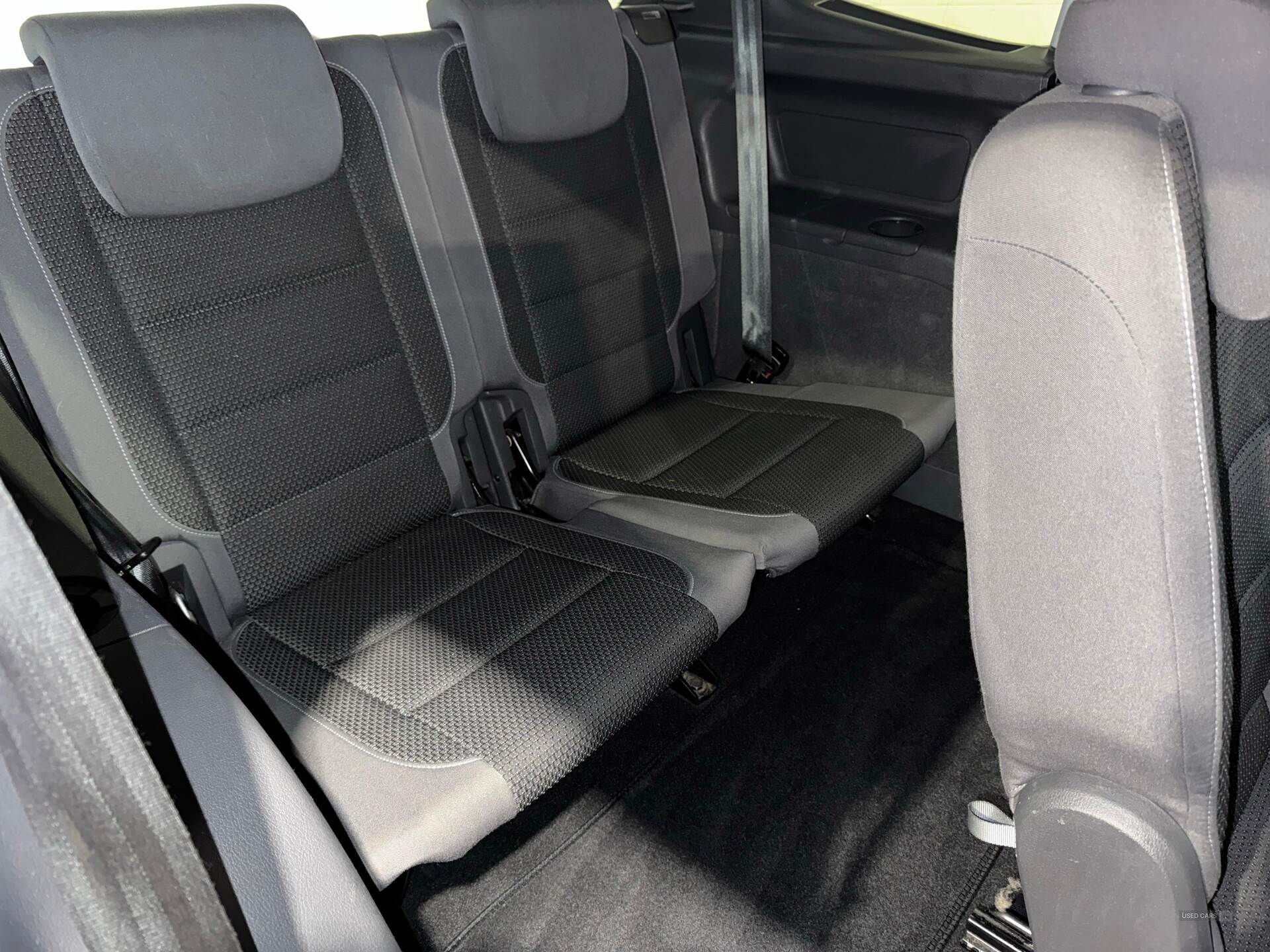 Aug 2011 Volkswagen Touran 1.6 TDI 105 BlueMotion Tech SE 5dr
