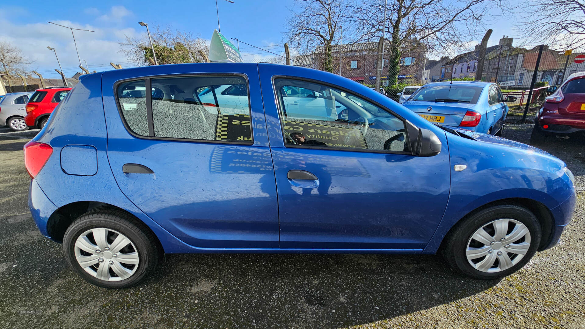 Dacia Sandero HATCHBACK in Down