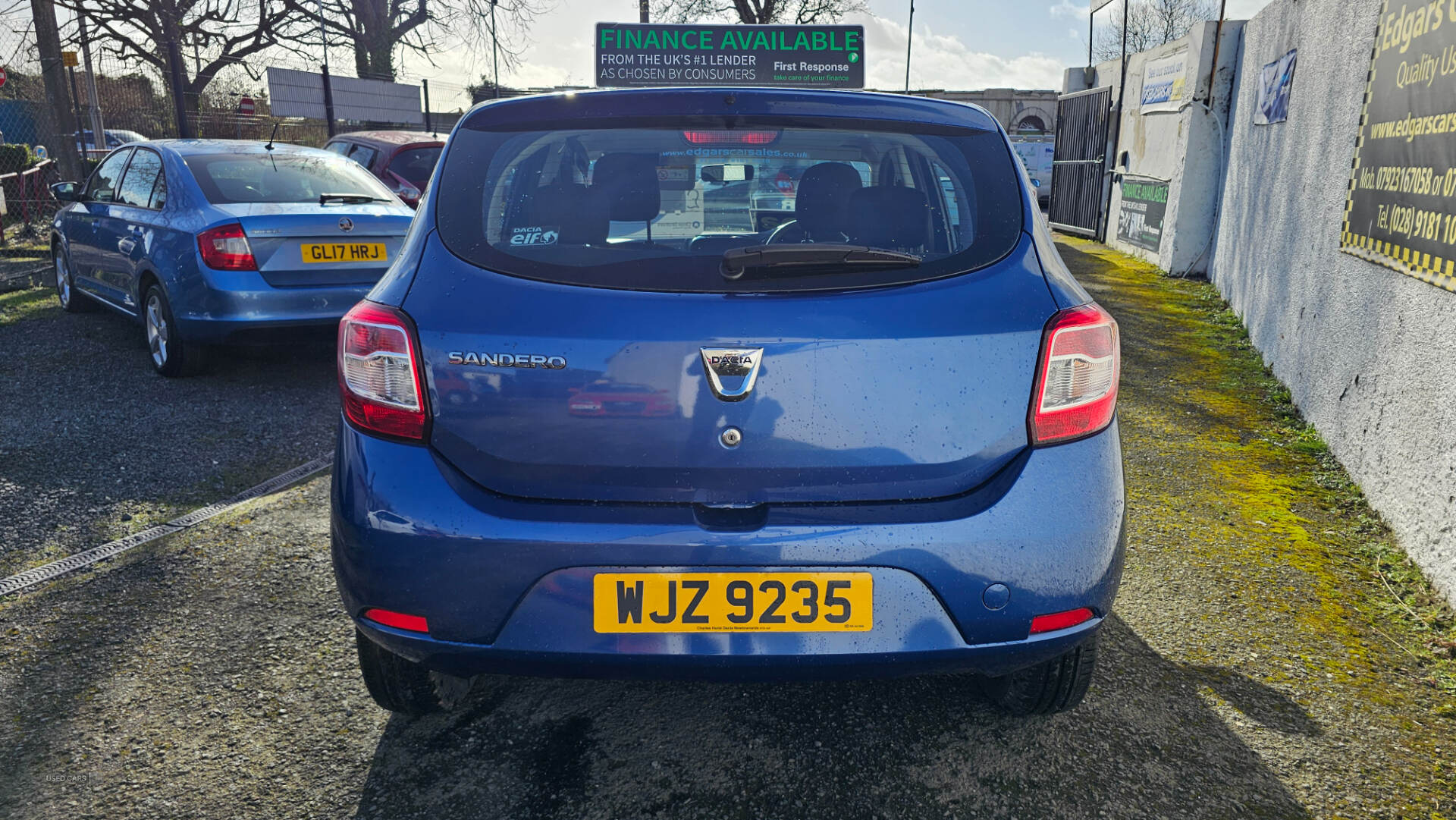 Dacia Sandero HATCHBACK in Down