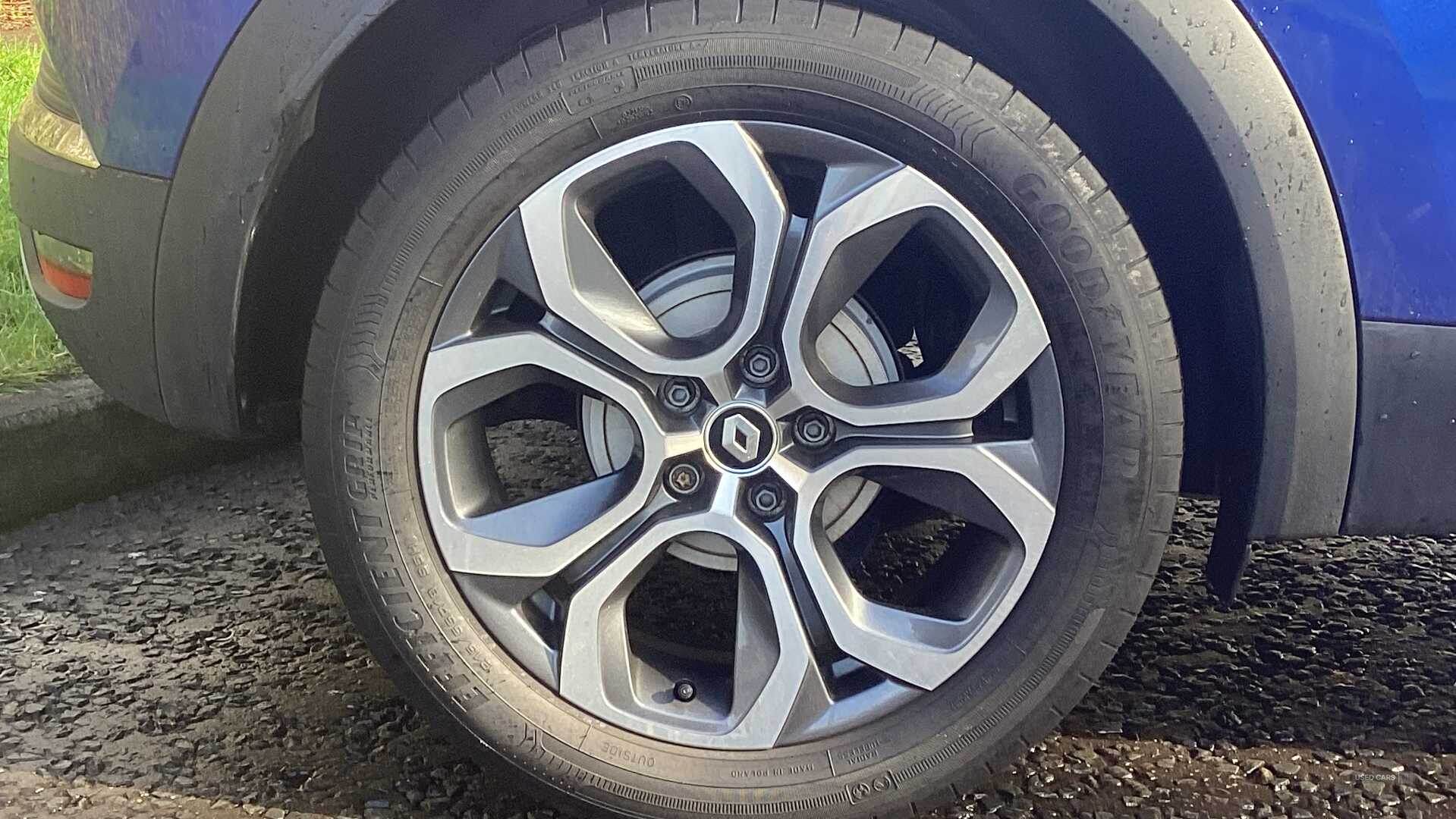 Jan 2022 Renault Captur 1.3 TCE 140 S Edition 5dr