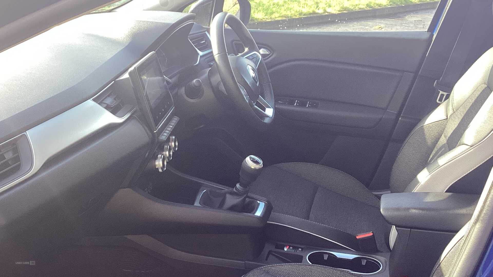 Jan 2022 Renault Captur 1.3 TCE 140 S Edition 5dr