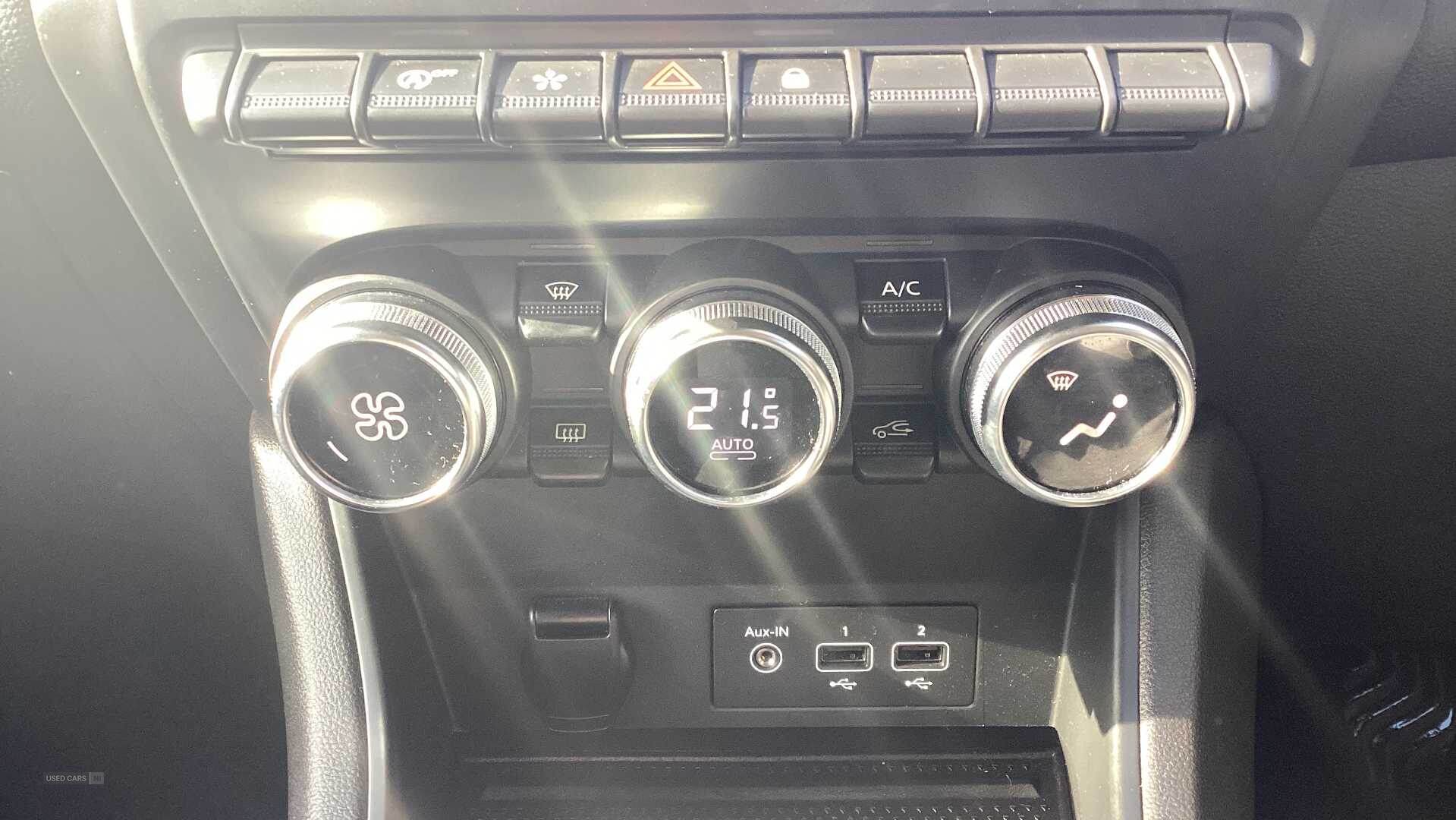 Jan 2022 Renault Captur 1.3 TCE 140 S Edition 5dr