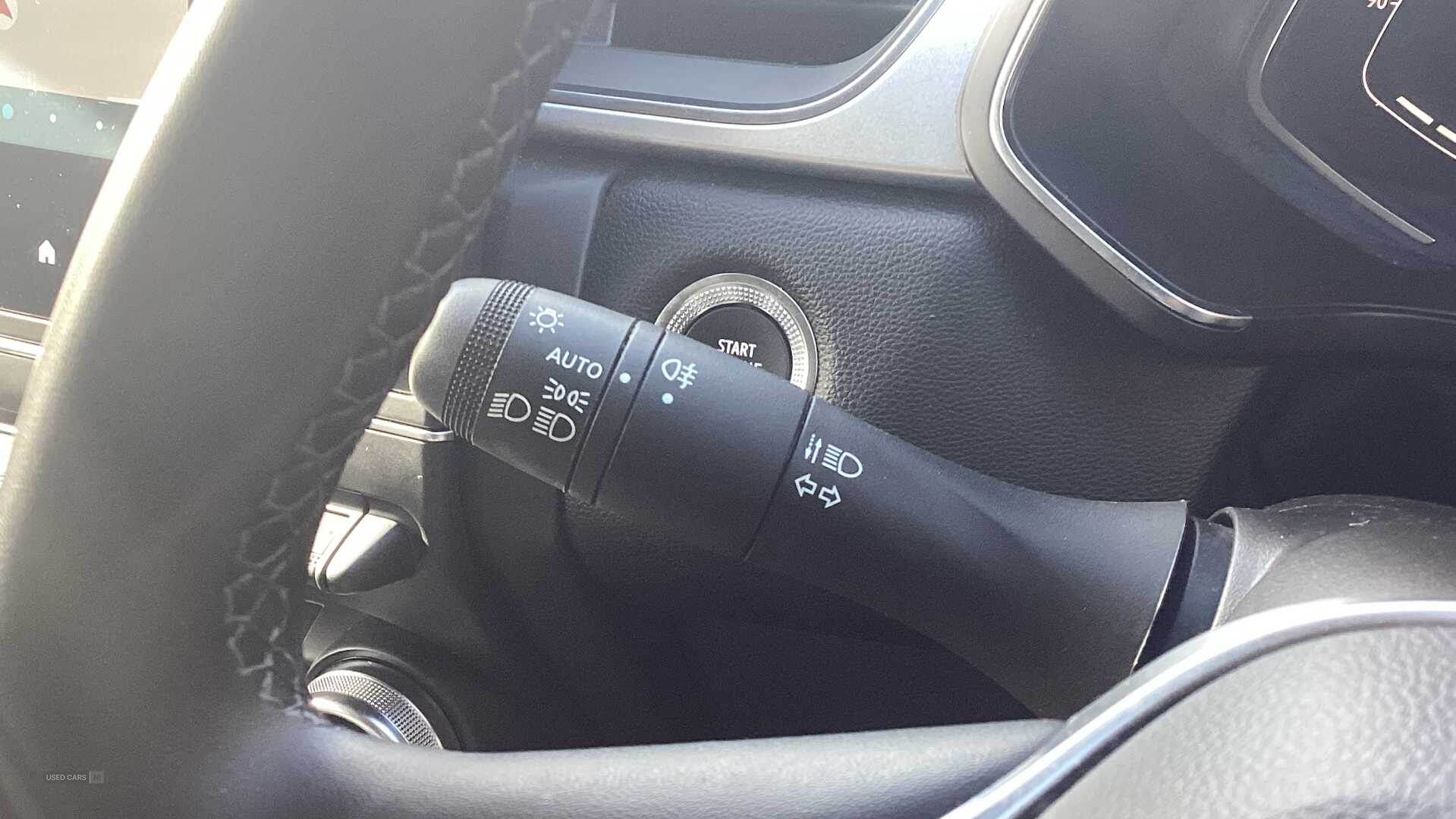 Jan 2022 Renault Captur 1.3 TCE 140 S Edition 5dr