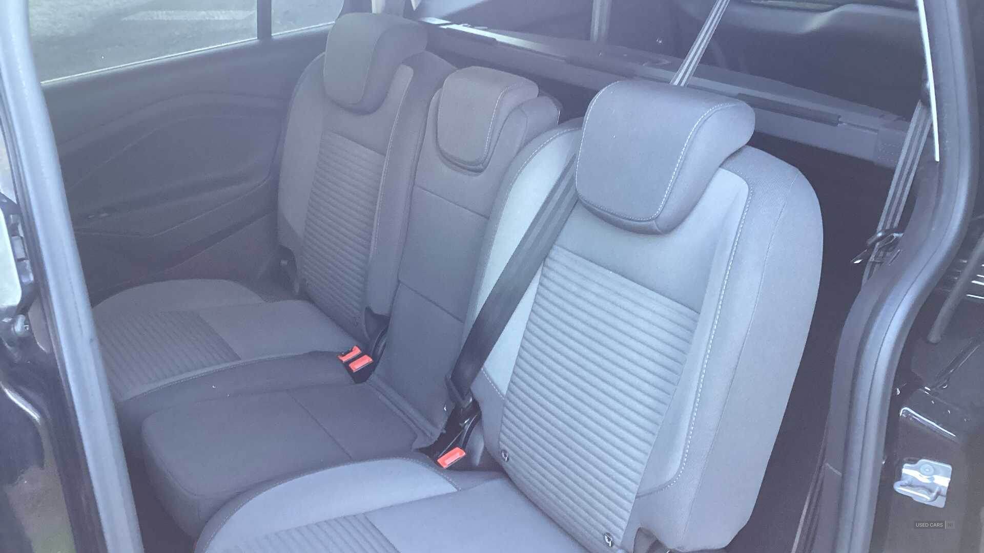 Feb 2018 Ford Grand C-MAX 1.5 TDCi Titanium 5dr