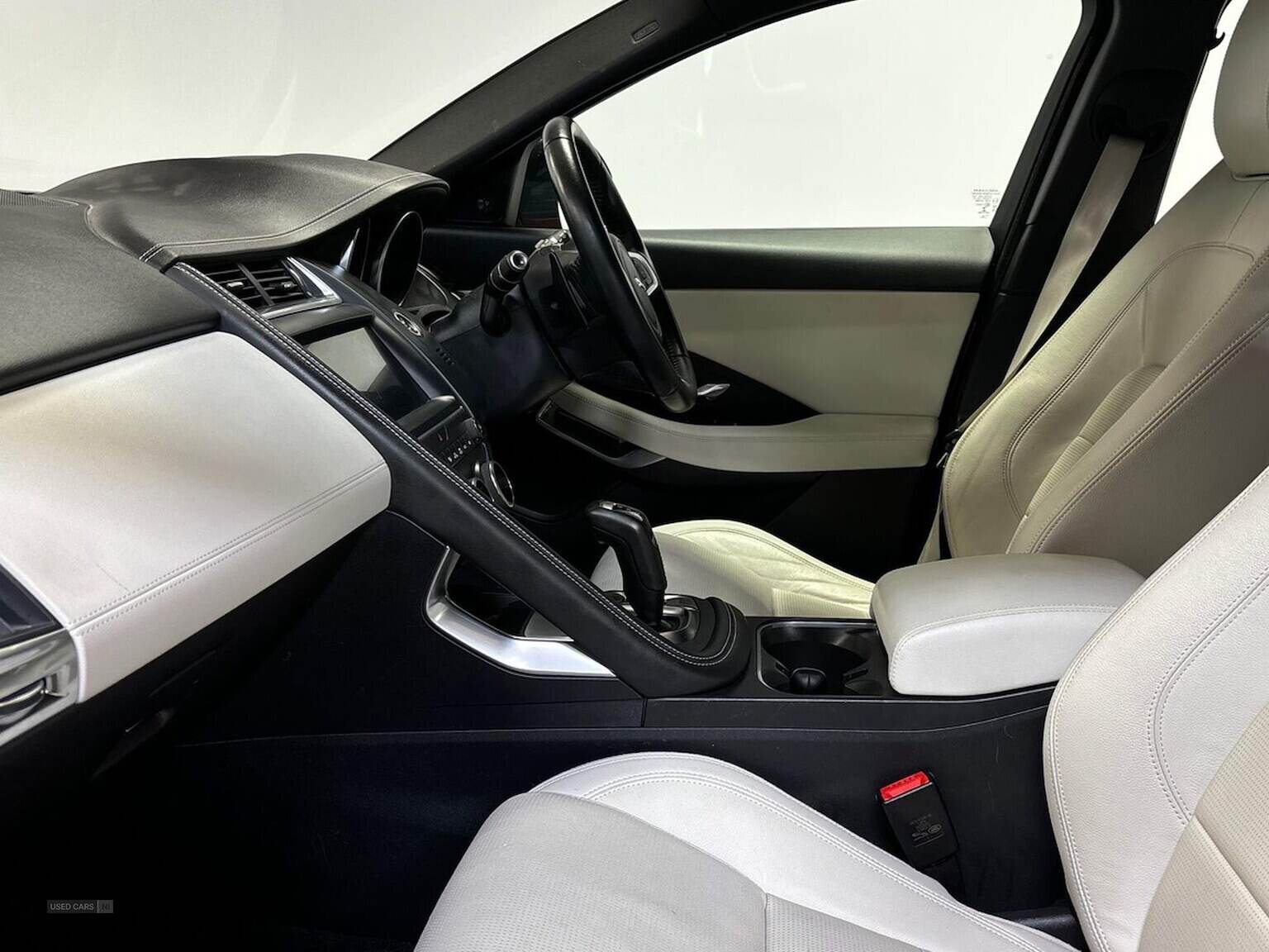 Jan 2019 Jaguar E-Pace 2.0D R-Dynamic S 5Dr Auto